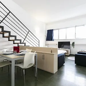 https://luxury-loft-21.italymilanhotels.net